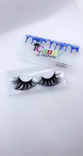 Load image into Gallery viewer, Mink Eyelashes 25MM
